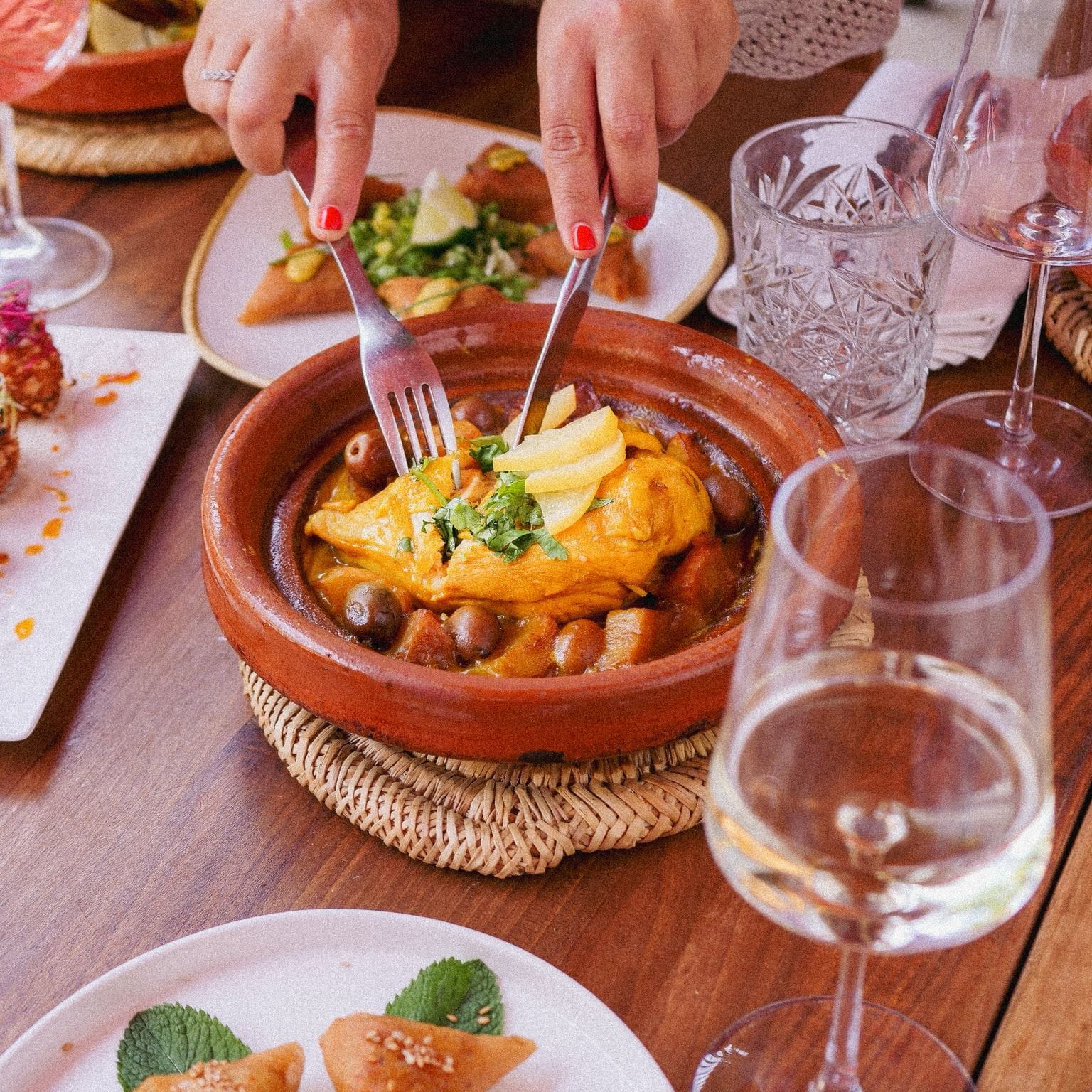 Plat oriental fait maison au restaurant La Menthe Douce à Mougins – cuisine traditionnelle